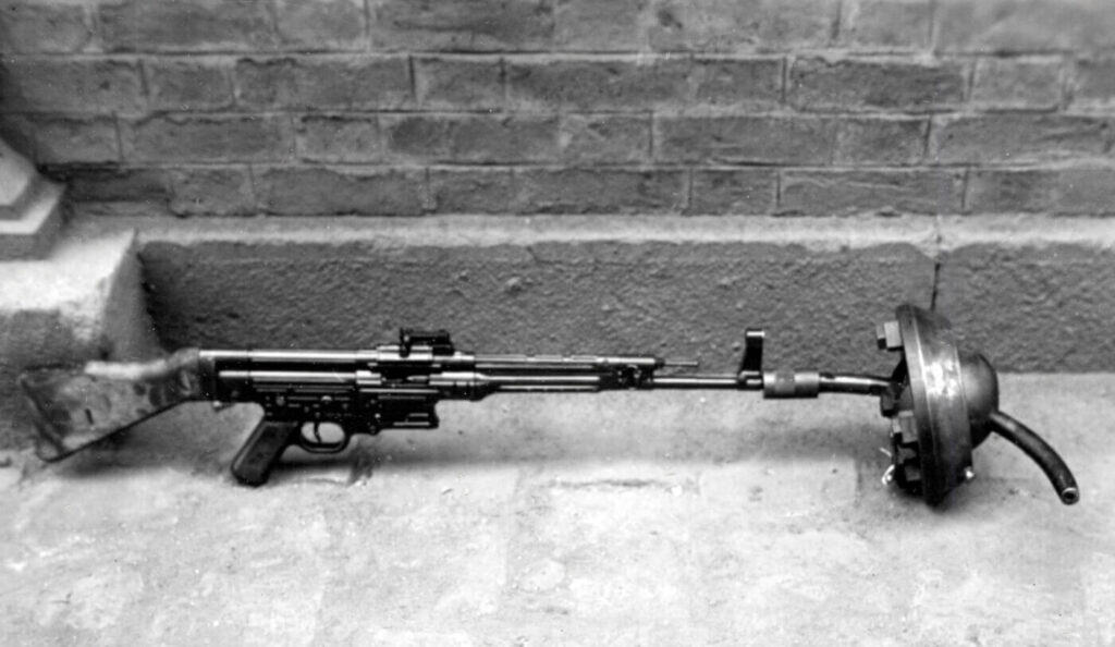 STG-44 with Krummlauf